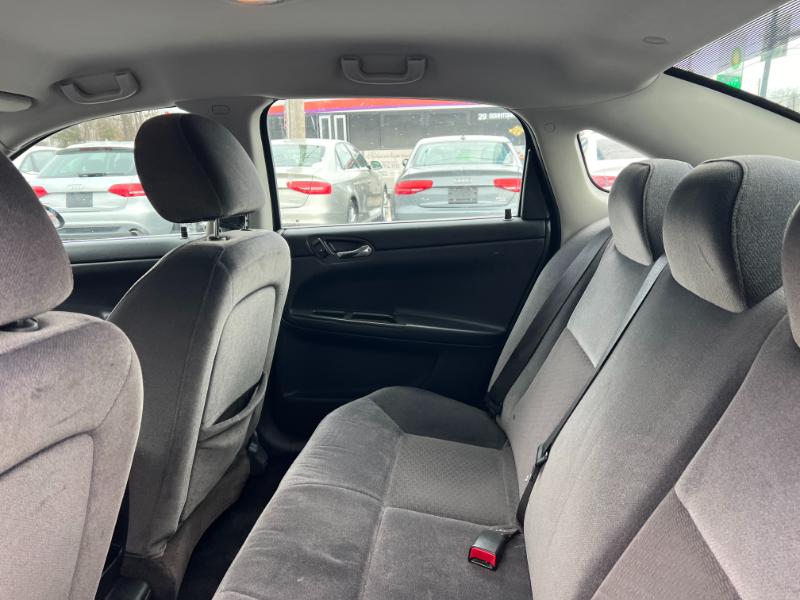 Chevrolet Impala LS 2010