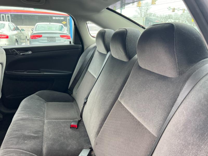 Chevrolet Impala LS 2010