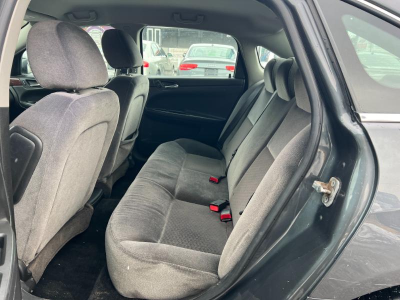 Chevrolet Impala LS 2010