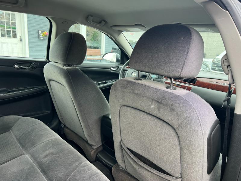 Chevrolet Impala LS 2010