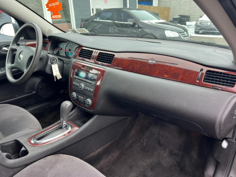 Chevrolet Impala LS 2010