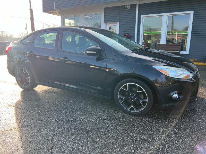 Ford Focus SE Sedan 2013