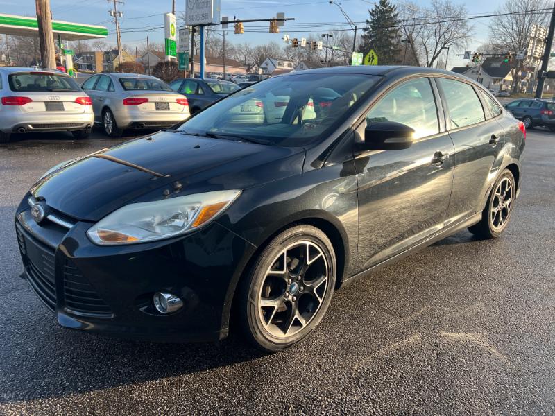 Ford Focus SE Sedan 2013