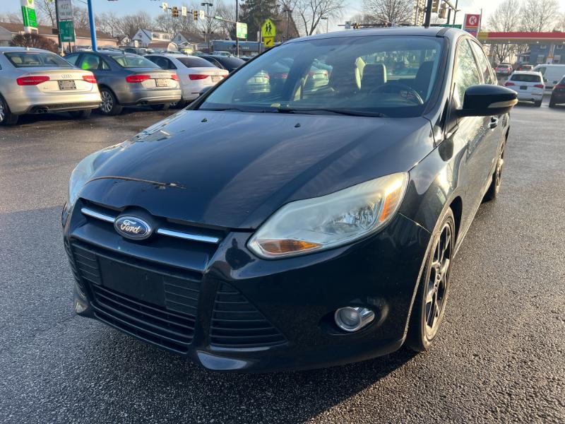 Ford Focus SE Sedan 2013