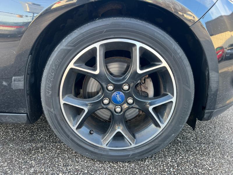 Ford Focus SE Sedan 2013