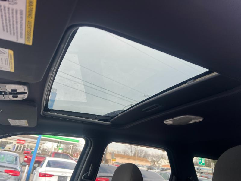 Mercury Mariner I4 2WD 2011