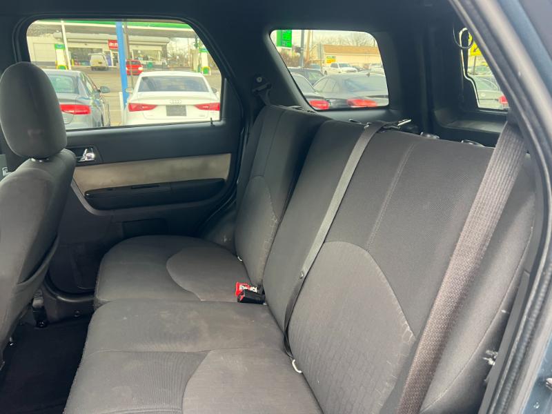 Mercury Mariner I4 2WD 2011