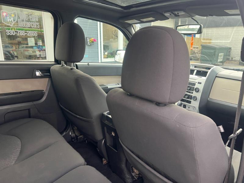 Mercury Mariner I4 2WD 2011