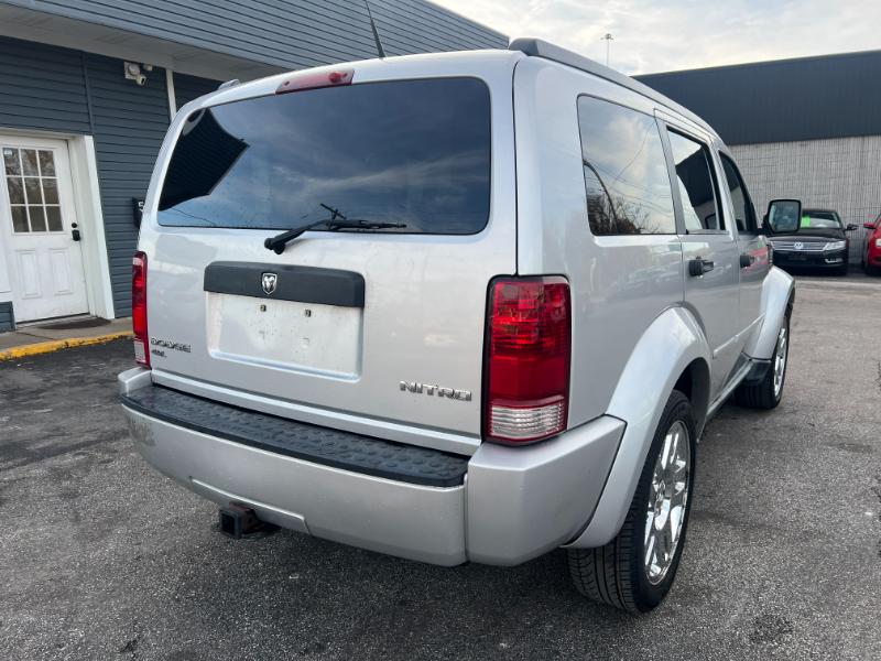 Dodge Nitro Heat 2WD 2011