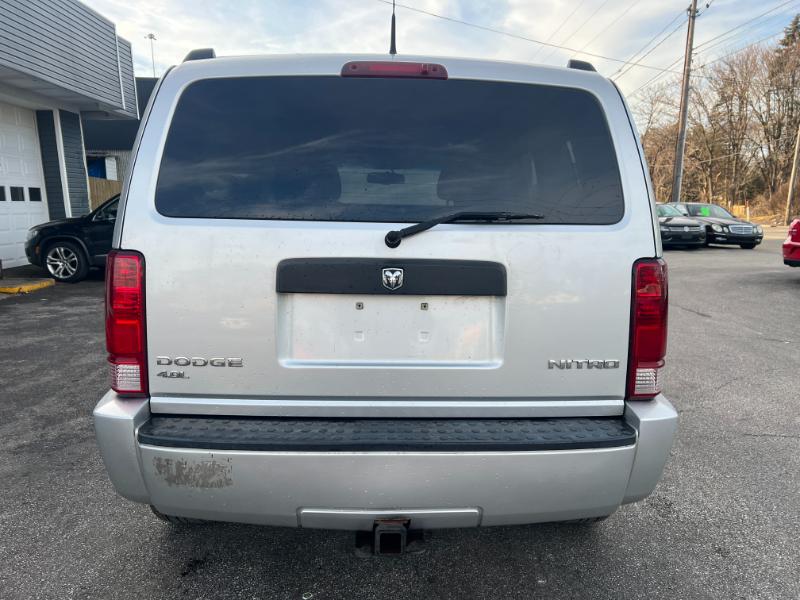 Dodge Nitro Heat 2WD 2011