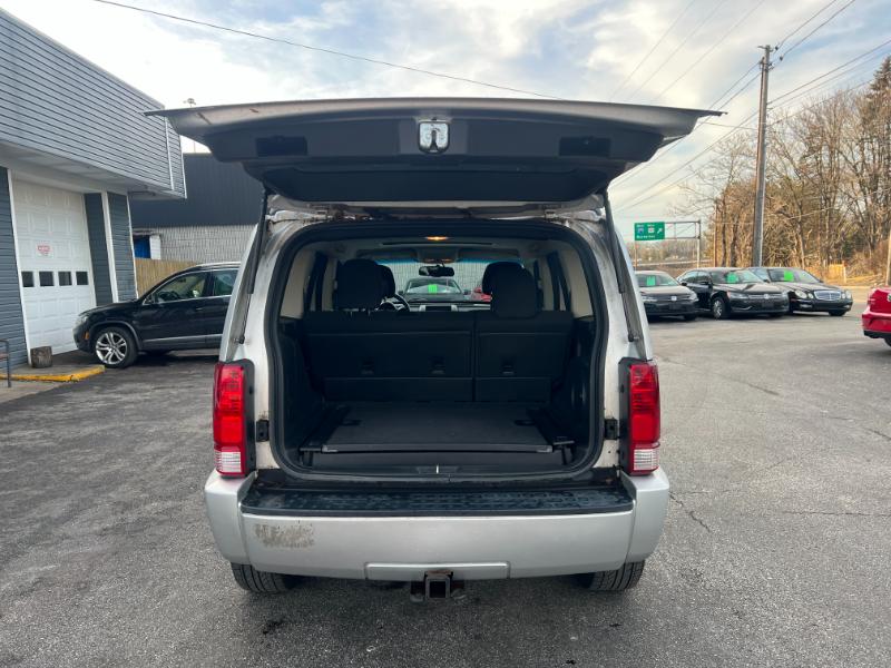 Dodge Nitro Heat 2WD 2011