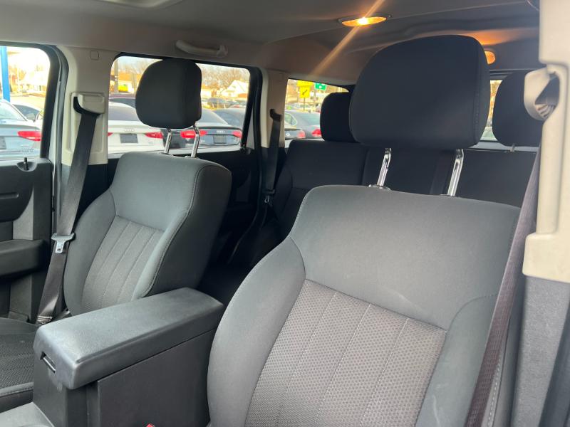 Dodge Nitro Heat 2WD 2011