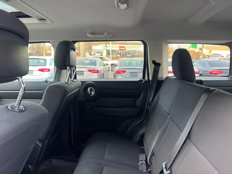 Dodge Nitro Heat 2WD 2011