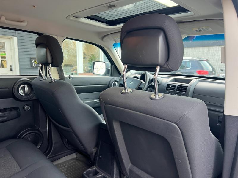 Dodge Nitro Heat 2WD 2011