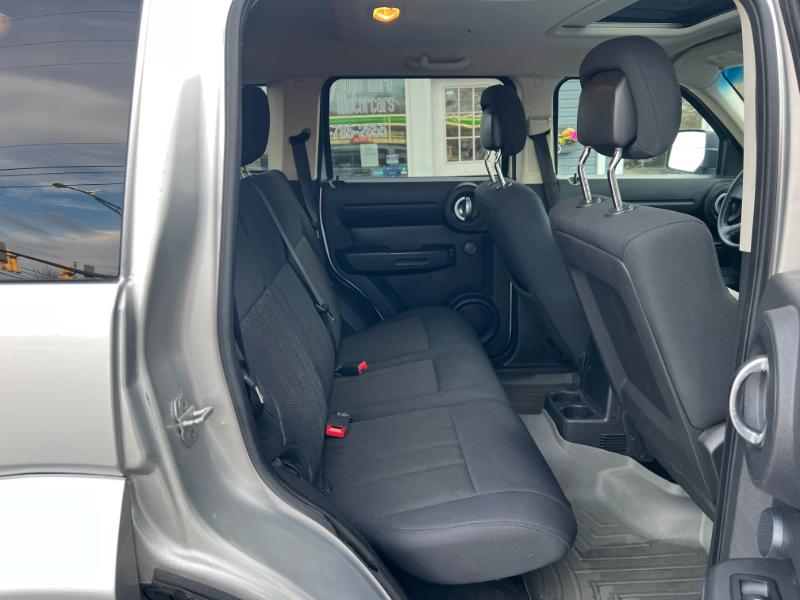 Dodge Nitro Heat 2WD 2011