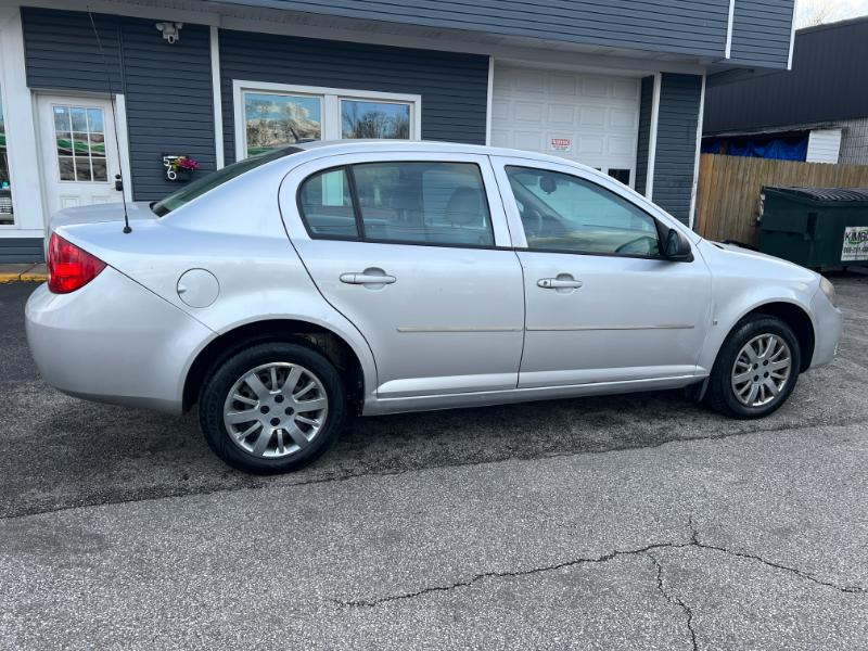 Chevrolet Cobalt LS Sedan 2009