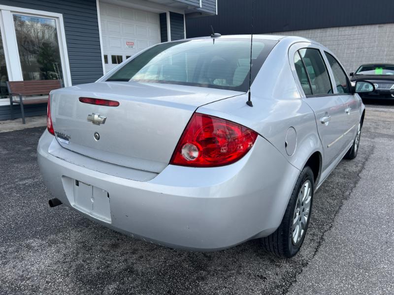 Chevrolet Cobalt LS Sedan 2009