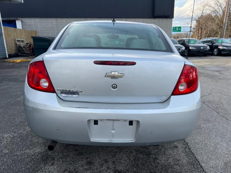 Chevrolet Cobalt LS Sedan 2009