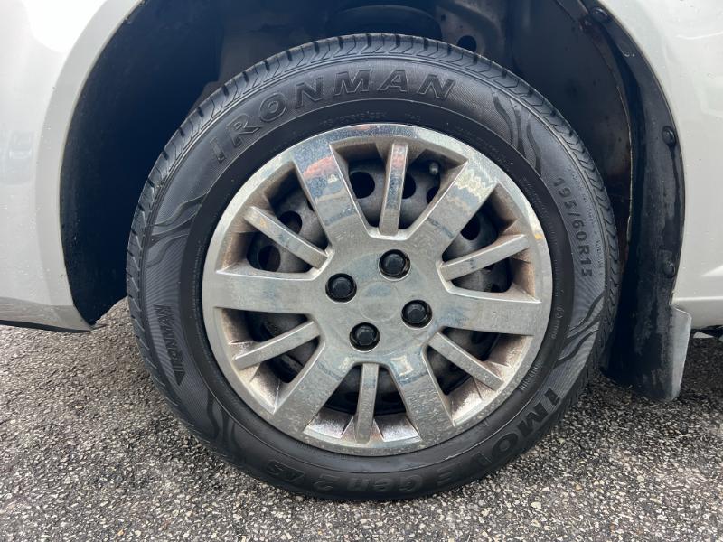 Chevrolet Cobalt LS Sedan 2009