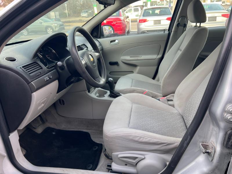 Chevrolet Cobalt LS Sedan 2009