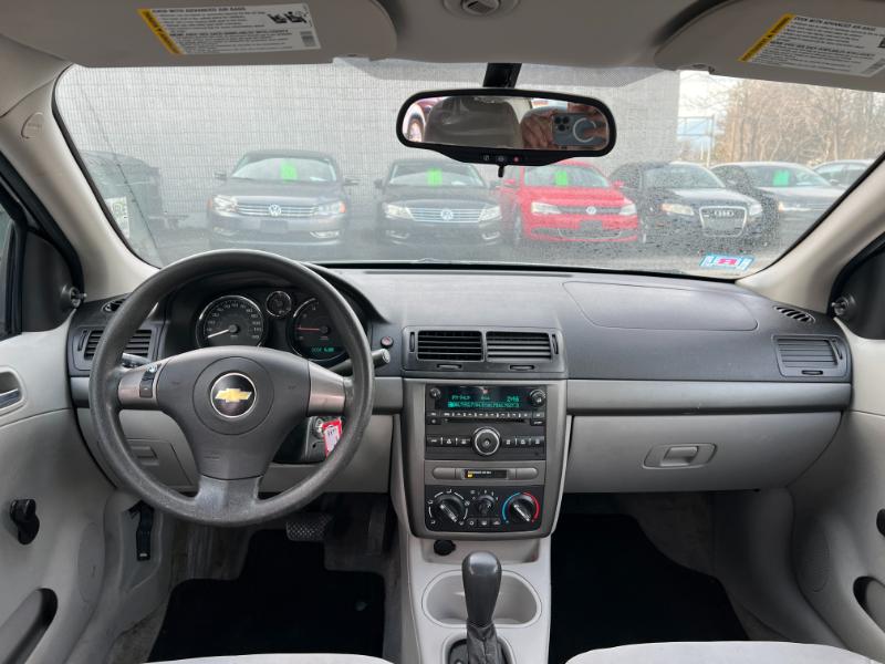 Chevrolet Cobalt LS Sedan 2009