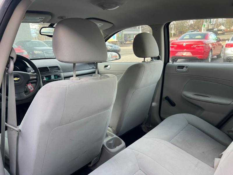 Chevrolet Cobalt LS Sedan 2009