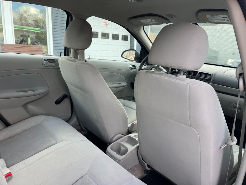 Chevrolet Cobalt LS Sedan 2009