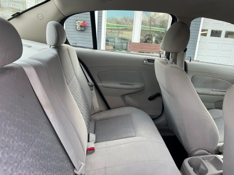 Chevrolet Cobalt LS Sedan 2009