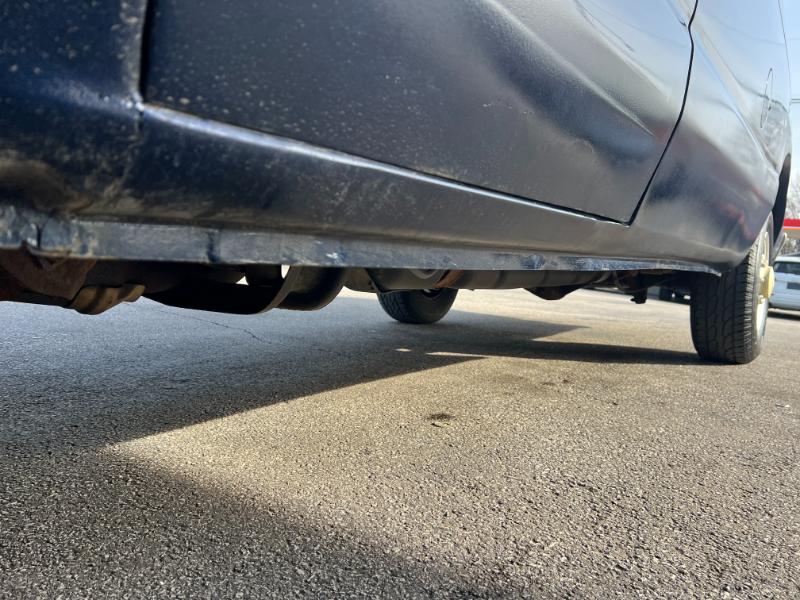 Ford Econoline E-350 XLT Super Duty Extended 2012