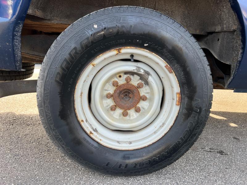 Ford Econoline E-350 XLT Super Duty Extended 2012