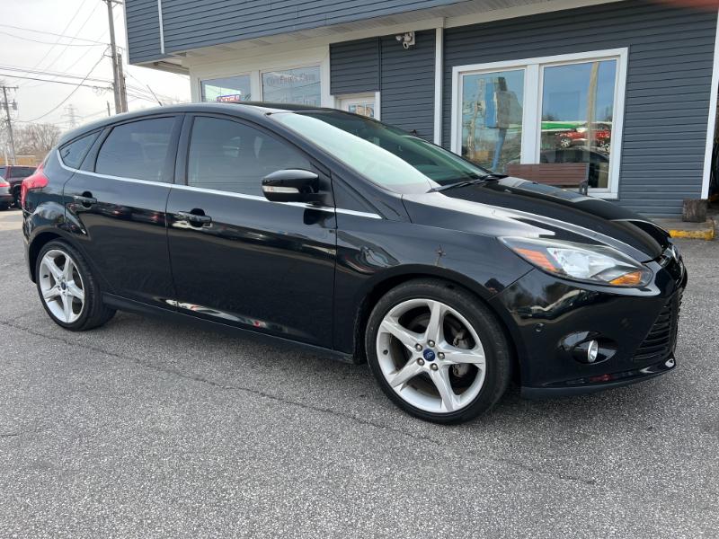 Ford Focus Titanium Hatch 2013