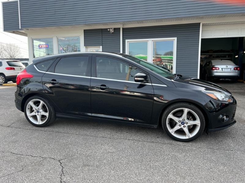 Ford Focus Titanium Hatch 2013