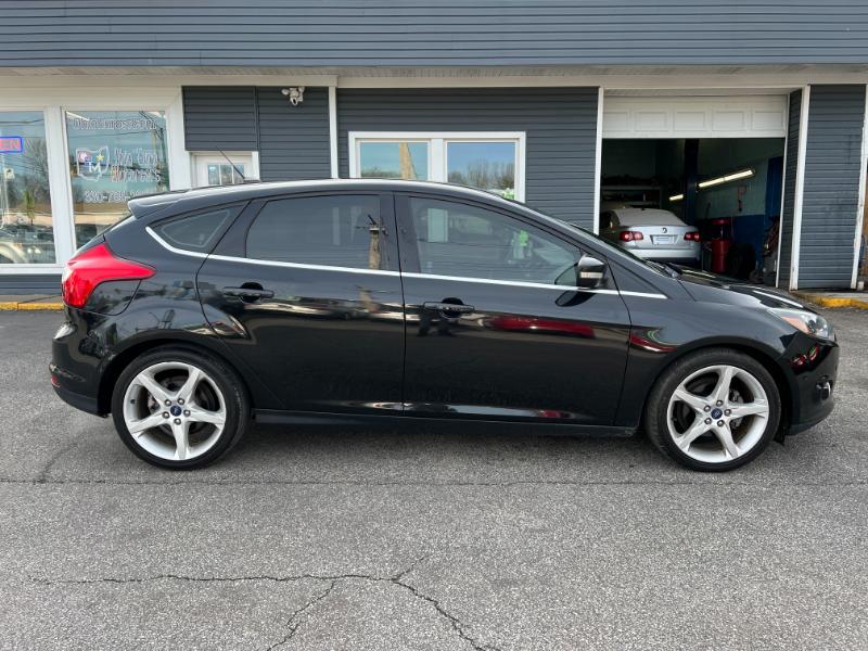 Ford Focus Titanium Hatch 2013