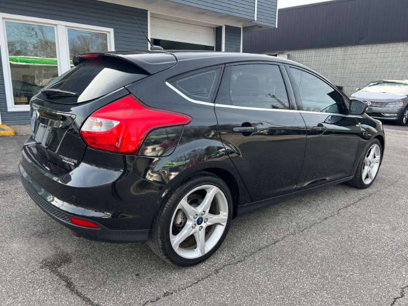 Ford Focus Titanium Hatch 2013