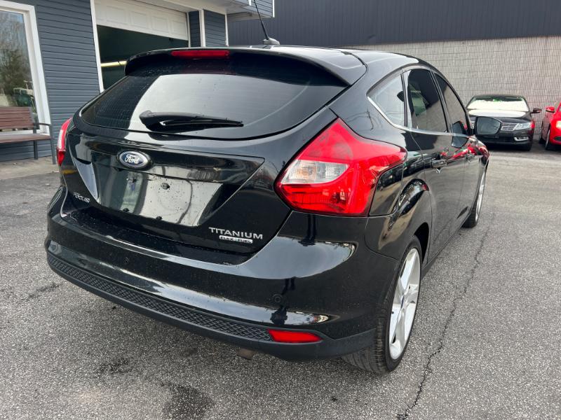 Ford Focus Titanium Hatch 2013