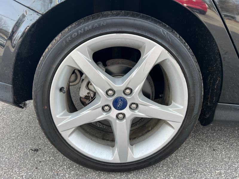 Ford Focus Titanium Hatch 2013