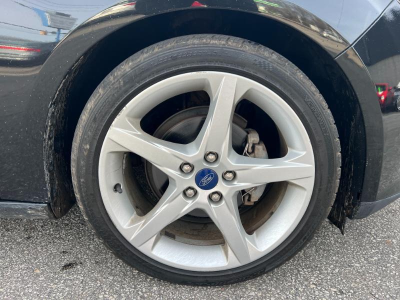 Ford Focus Titanium Hatch 2013