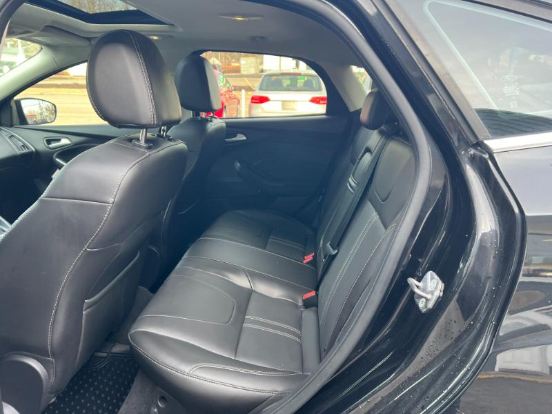 Ford Focus Titanium Hatch 2013