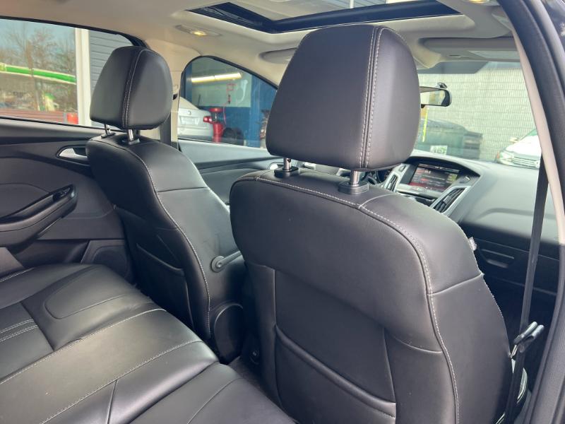 Ford Focus Titanium Hatch 2013