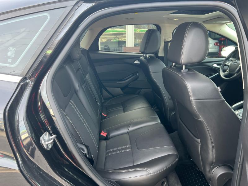 Ford Focus Titanium Hatch 2013