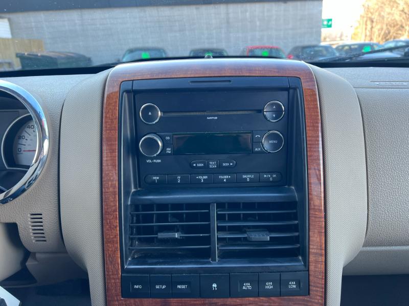 Ford Explorer Eddie Bauer 4.0L 4WD 2010