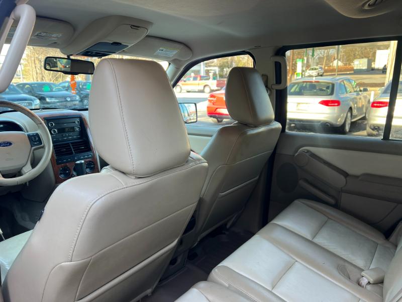 Ford Explorer Eddie Bauer 4.0L 4WD 2010