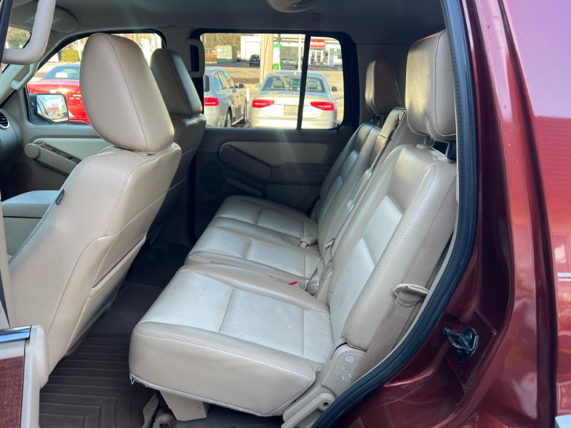 Ford Explorer Eddie Bauer 4.0L 4WD 2010