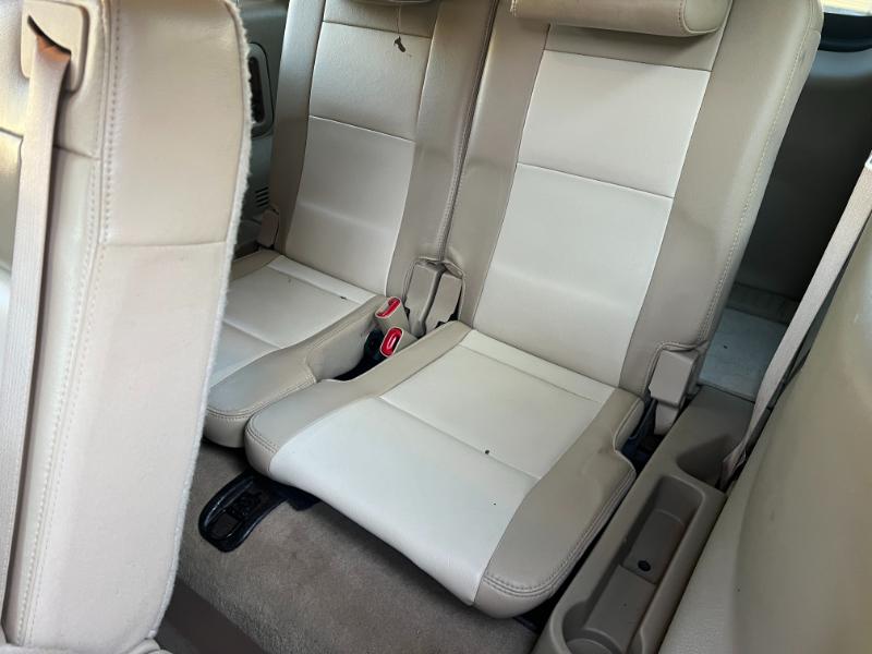 Ford Explorer Eddie Bauer 4.0L 4WD 2010