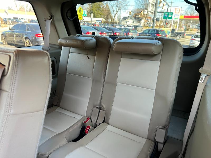 Ford Explorer Eddie Bauer 4.0L 4WD 2010