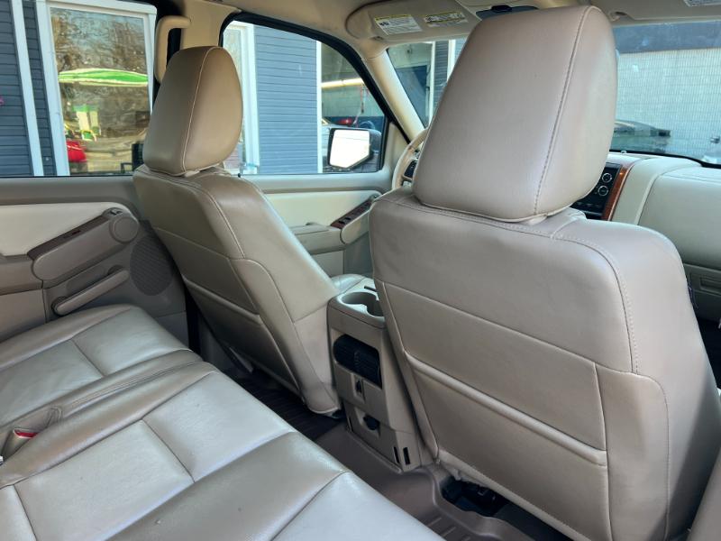 Ford Explorer Eddie Bauer 4.0L 4WD 2010