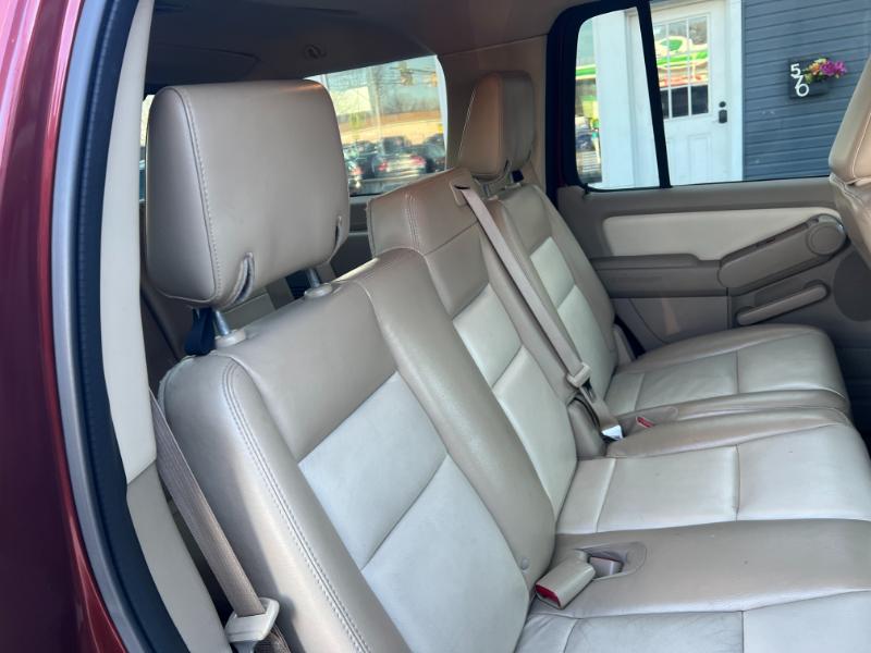 Ford Explorer Eddie Bauer 4.0L 4WD 2010