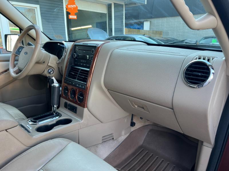 Ford Explorer Eddie Bauer 4.0L 4WD 2010