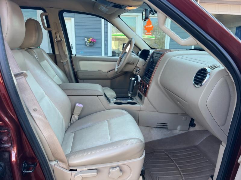 Ford Explorer Eddie Bauer 4.0L 4WD 2010