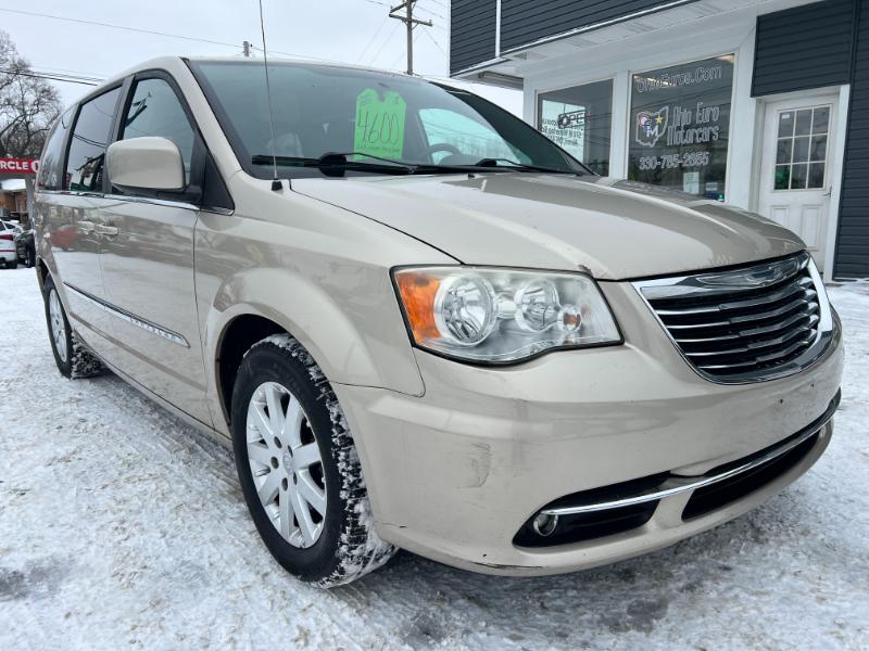 2013 Chrysler Town & Country Touring